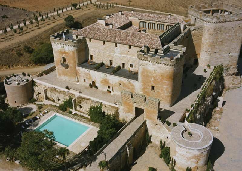 Posada Real Castillo Del Buen Amor Topas Екстериор снимка