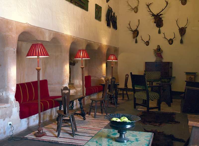 Posada Real Castillo Del Buen Amor Topas Екстериор снимка